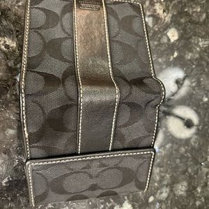 Signature Canvas Wallet